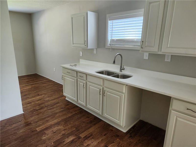3013 77 Ter, Kansas City, MO 64132