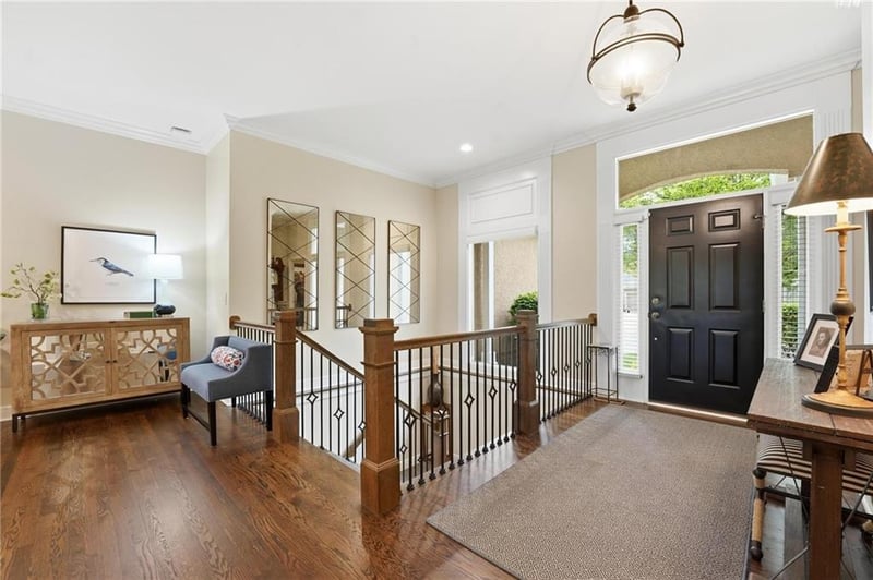 16058 Cambridge Cir, Stilwell, KS 66085