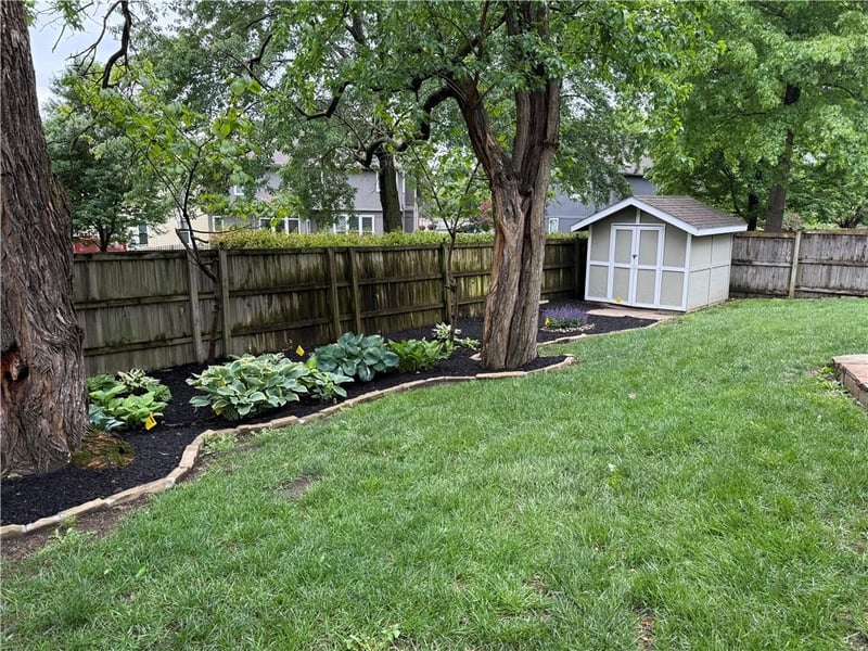 11259 Garnett St, Overland Park, KS 66210