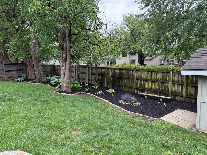 11259 Garnett St, Overland Park, KS 66210