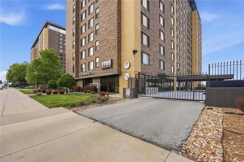 700 8th St #14N, Kansas City, MO 64106