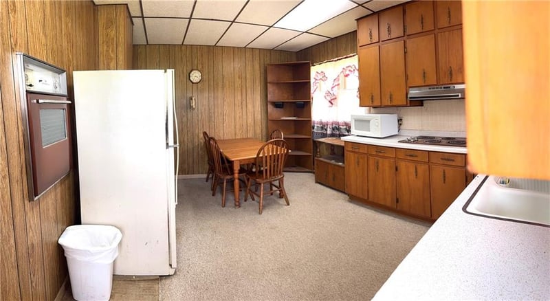 19354 235th St, Jameson, MO 64670