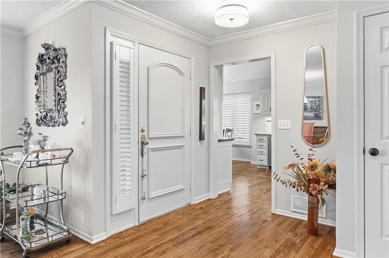 5004 W 120th Pl, Overland Park, KS 66209
