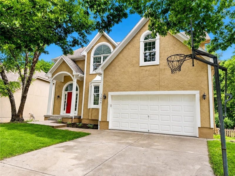 12959 Hagan St, Olathe, KS 66062