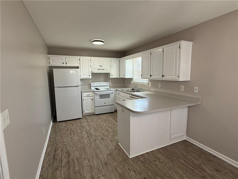 505 Regina Ct, Raymore, MO 64083