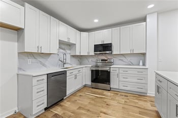 2515 Askew Ave, Kansas City, MO 64127