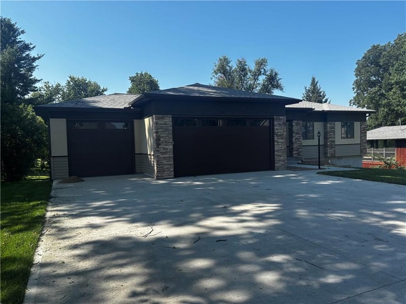 3408 Brown St, St Joseph, MO 64506