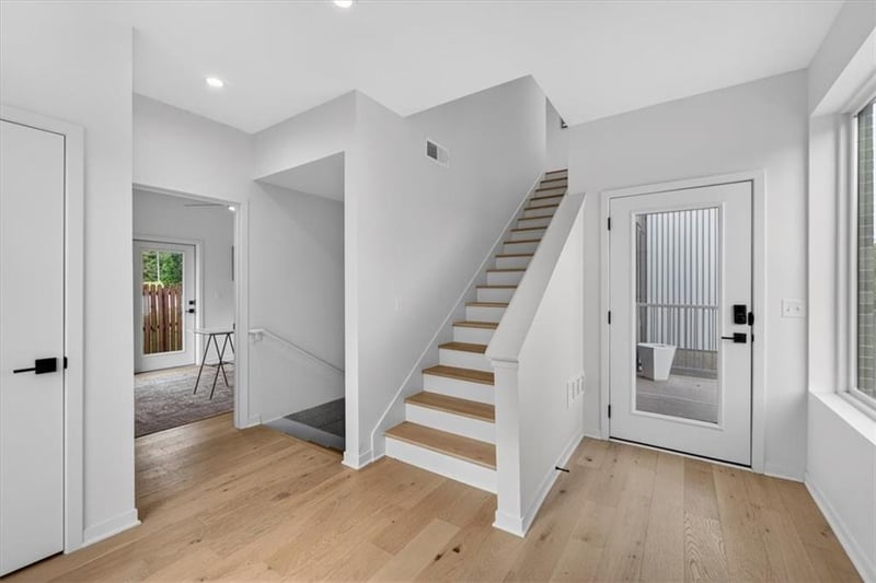 1025 Pacific St, Kansas City, MO 64106