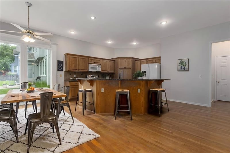 12707 W 122nd St, Overland Park, KS 66213