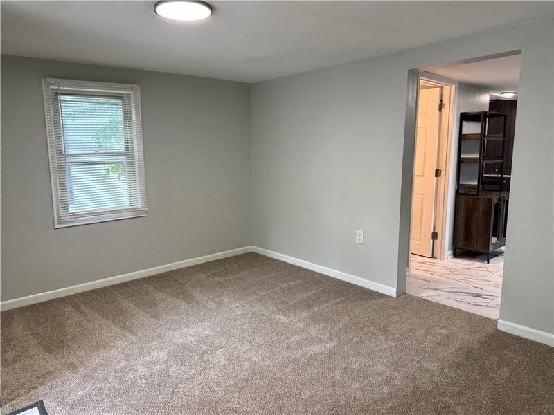 805 Logan St, Independence, MO 64050