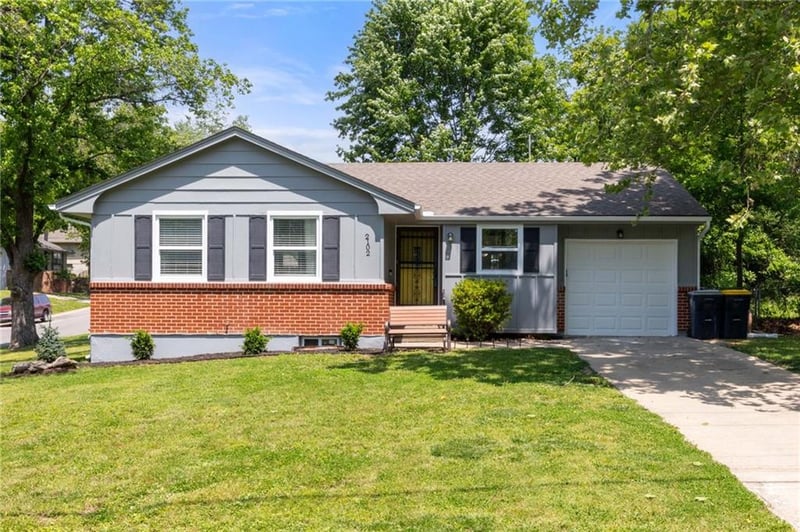 2102 87th St, Kansas City, MO 64132