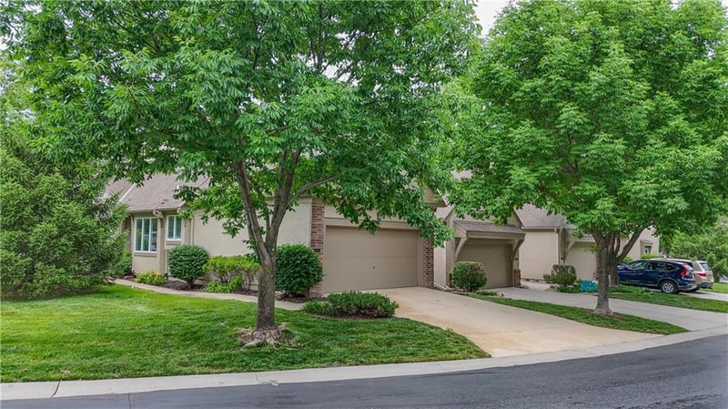 6316 145th St, Overland Park, KS 66223