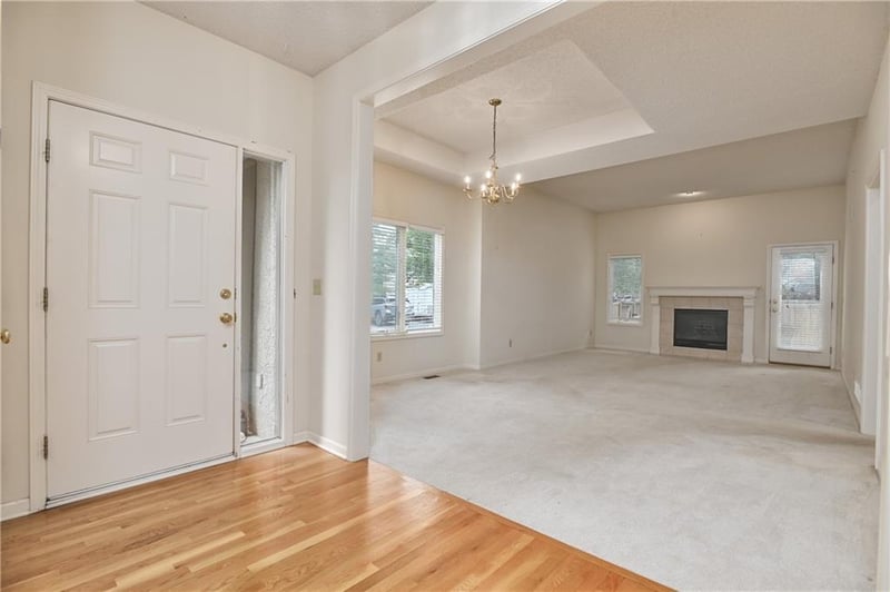 6316 145th St, Overland Park, KS 66223
