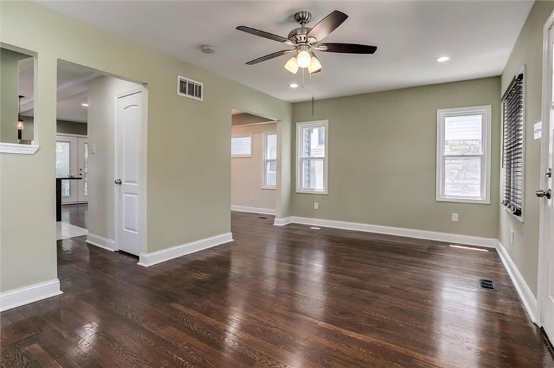 5427 Euclid Ave, Kansas City, MO 64130