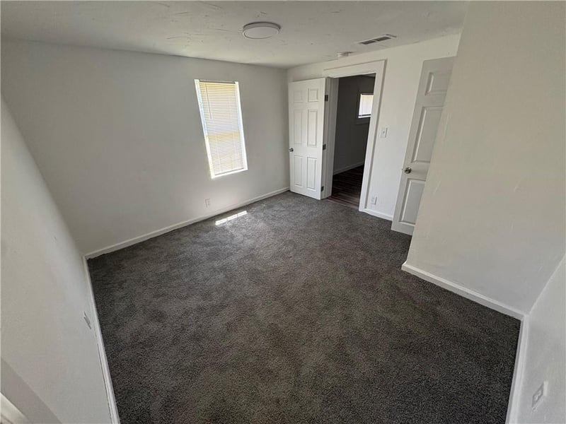 1004 Walnut St, Independence, MO 64050