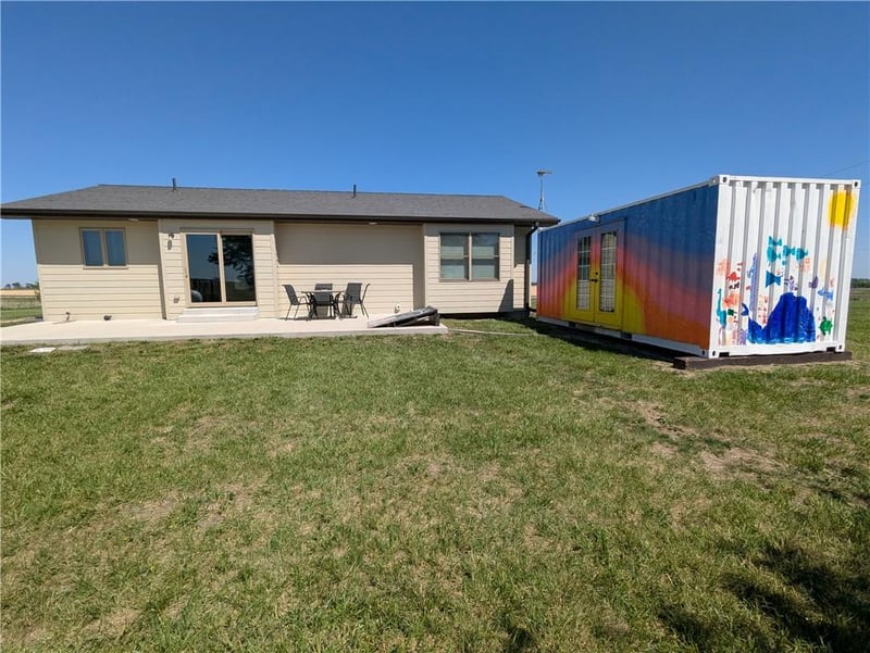 1463 Us 73 Hw, Hiawatha, KS 66434