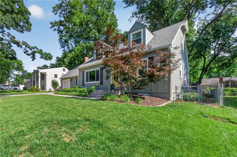 7721 96th Ter, Overland Park, KS 66212