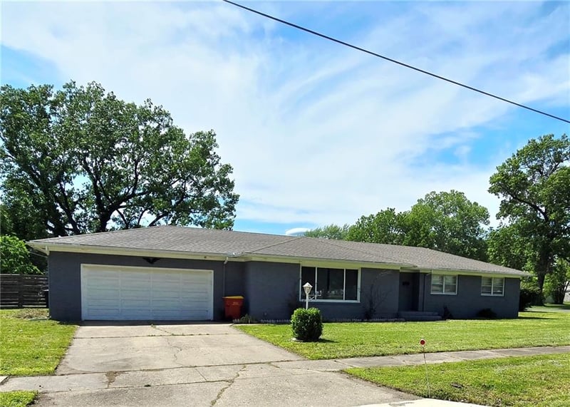 2007 N Michigan St, Pittsburg, KS 66762
