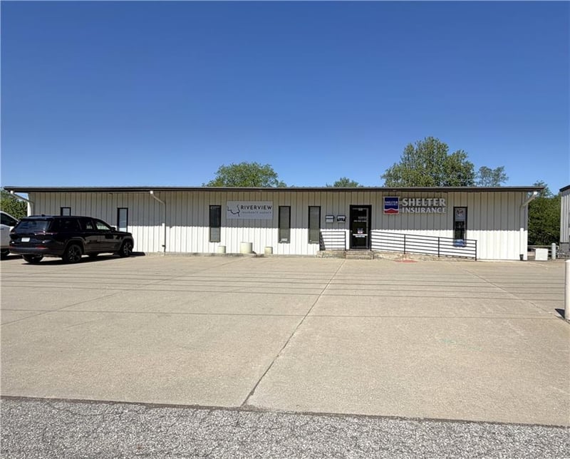 305 Mason St, Carrollton, MO 64633