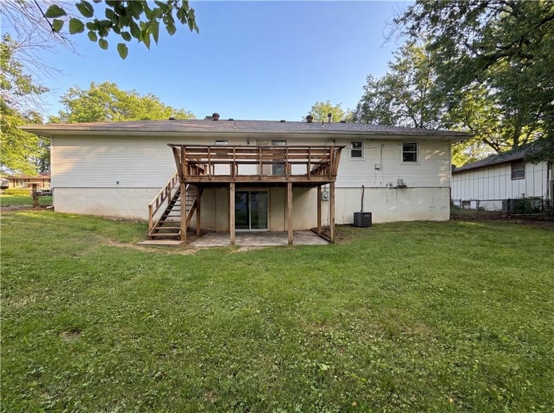 9401 84th Ter, Raytown, MO 64138