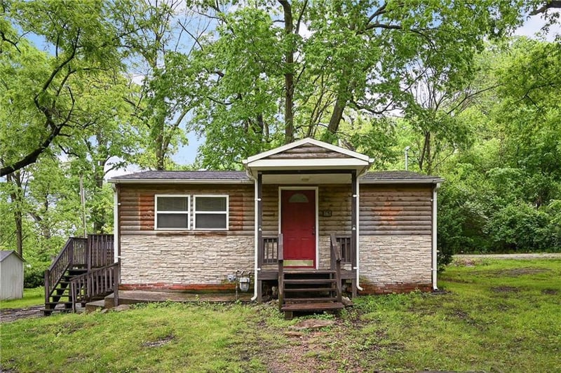 161 T St, Lake Lotawana, MO 64086