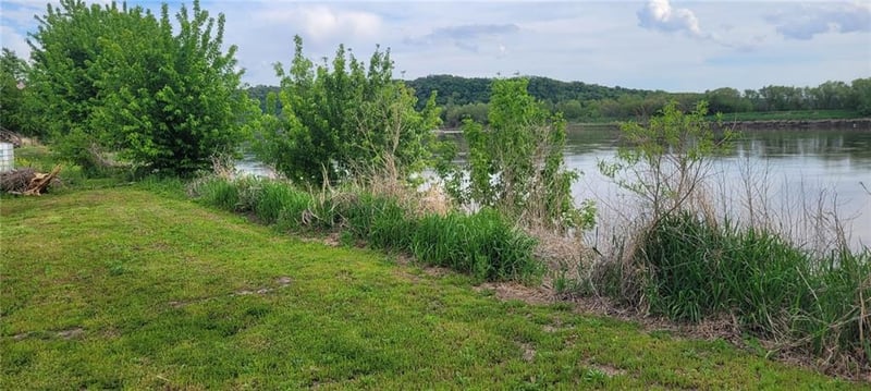32099 Parma Dr, Oregon, MO 64473