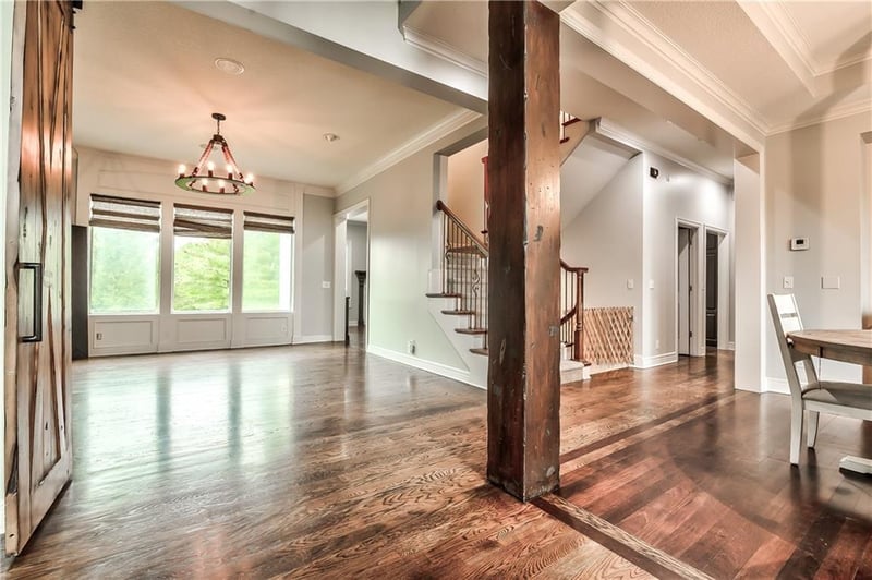 16620 Birch St, Overland Park, KS 66085