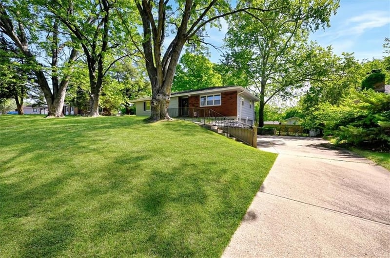 509 Topeka Ave, Leavenworth, KS 66048