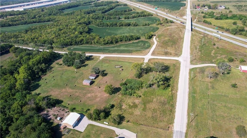 31065 199th St, Edgerton, KS 66021