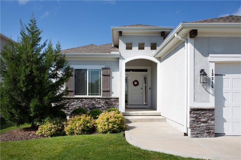 13315 W 181st Ct, Overland Park, KS 66013