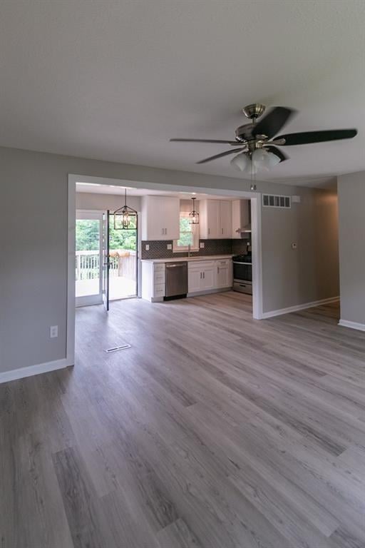 15204 E 48th St, Kansas City, MO 64136