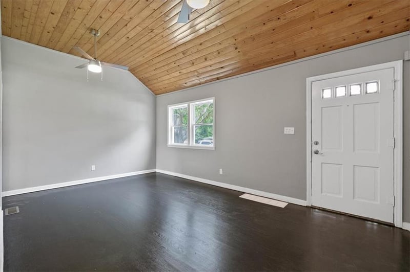 7204 Forest Ave, Kansas City, MO 64131