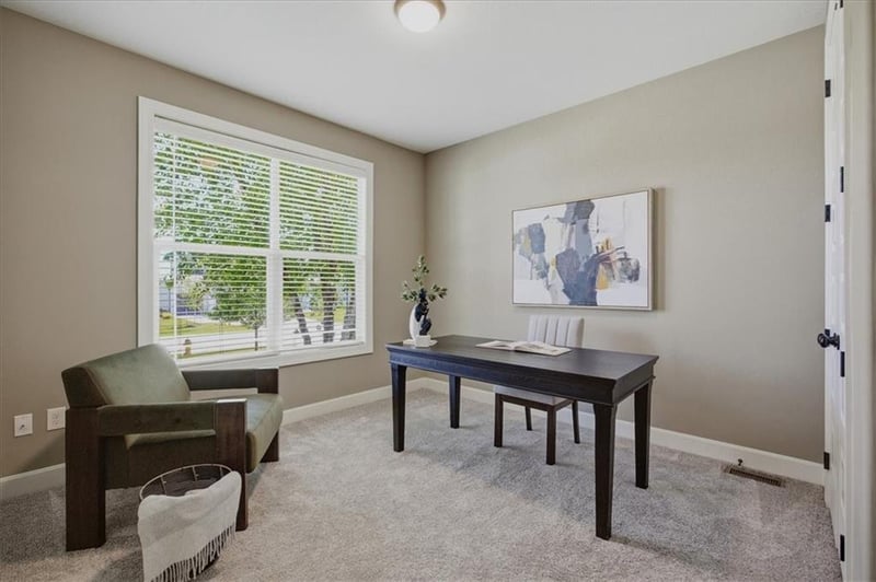 16964 Hunter St, Olathe, KS 66062