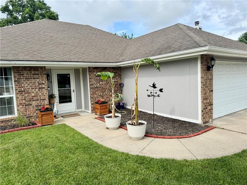 1013 Bedford Dr, Warrensburg, MO 64093