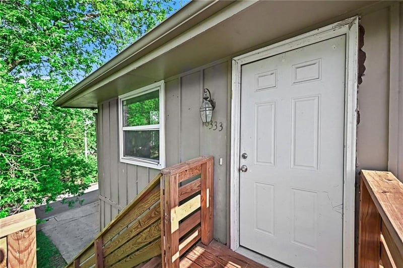 6331 N Wyandotte St, Kansas City, MO 64118