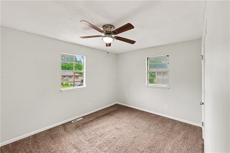 613 W Hulett St, Edgerton, KS 66021