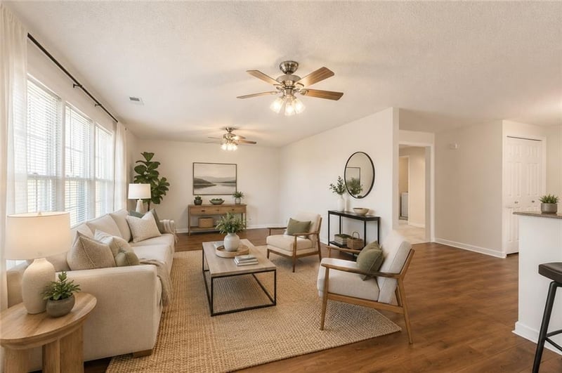 1261 Mill St, Dearborn, MO 64439
