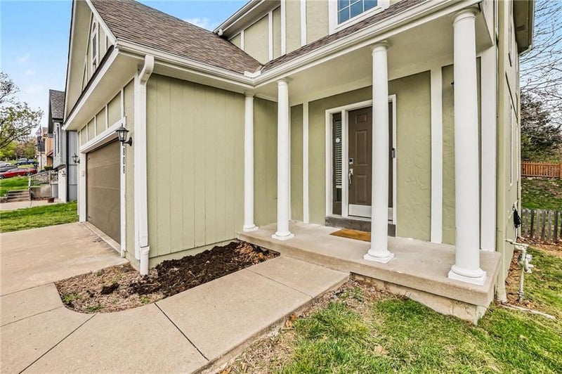 1808 NW 79th Ter, Kansas City, MO 64151