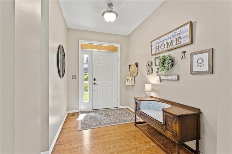 4812 W 159th Ter, Overland Park, KS 66085