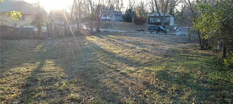 717 Willis Ave, Independence, MO 64050