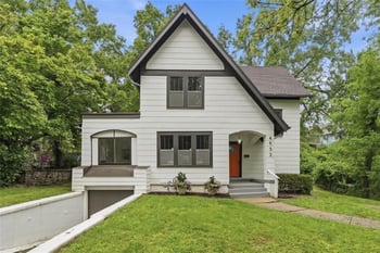 4932 Troostwood Rd, Kansas City, MO 64110