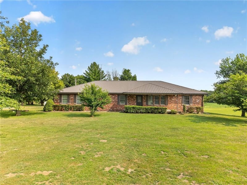 40822 116th St, Richmond, MO 64085