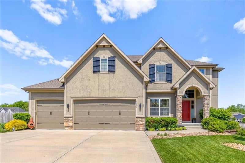 1404 41st Cir, Lee's Summit, MO 64082
