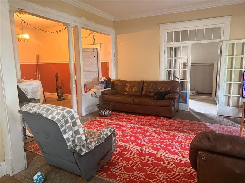 1208 10th St, St Joseph, MO 64501