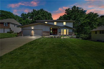 106 E 104th St, Kansas City, MO 64114