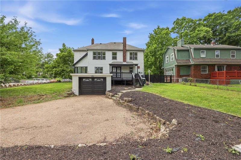 800 Valentine Rd, Kansas City, MO 64111