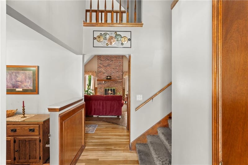400 Persimmon Dr, Olathe, KS 66061