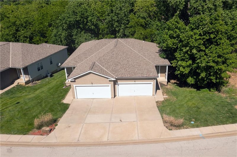 3303 103rd Ter, Kansas City, KS 66109