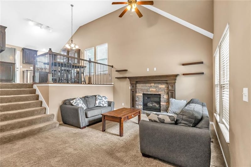 7829 Benson St, Overland Park, KS 66204