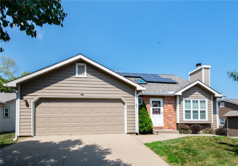 4824 24th St, Lawrence, KS 66047